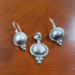 Elegant 925 Sterling Silver Jewelry Set